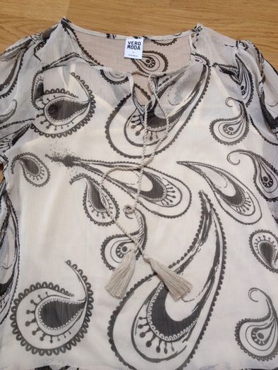 Vero Moda flowy summer dress