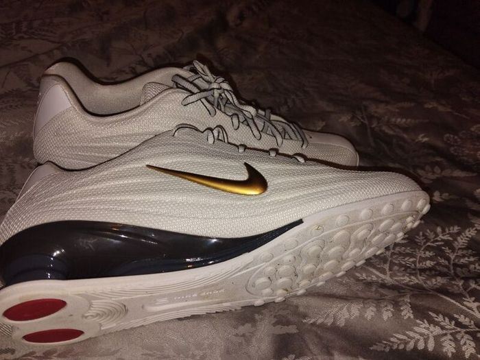 nike trainers