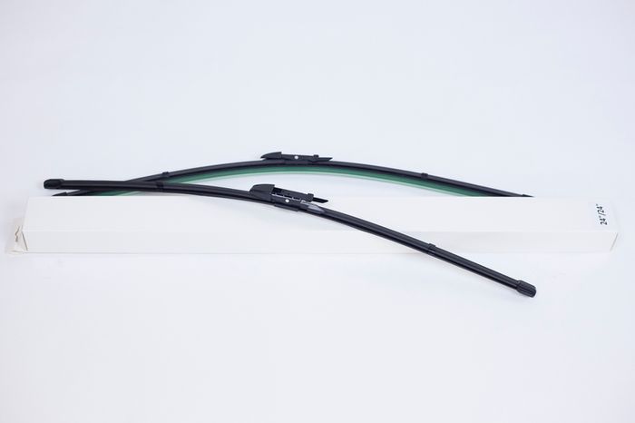 Bmw E60/e61 03-09 Wiper Blade 24 X 2 Unit