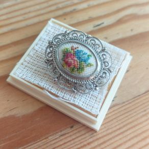 Brooch