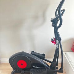 Reebok cross trainer