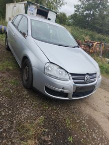 vw Jetta breaking 1.6tdi
