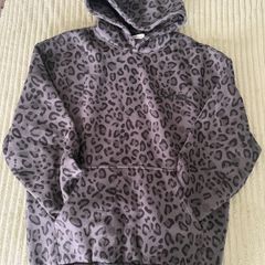 COMFRT Minimalist Hoodie in "Panther"