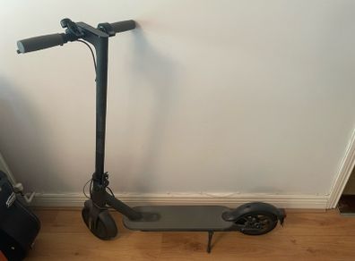 Xiaomi Mi Electric Scooter 1S