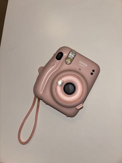 polaroid camera