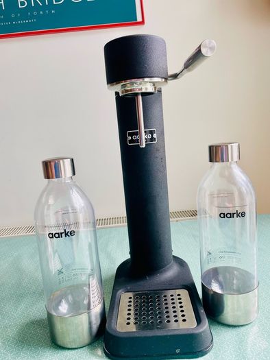 Aarke Carbonator 3 Matte Black Sparkling Water Maker 2 Bottles CO2 Cylinder