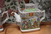 Sadler_Robin Hood_Castle Teapot
