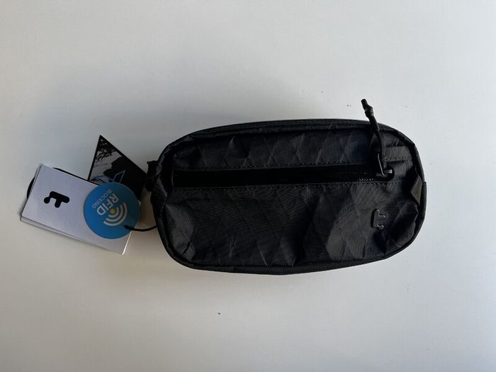 Tomtoc -T33 1.5L (Sling Bag) XPAC
