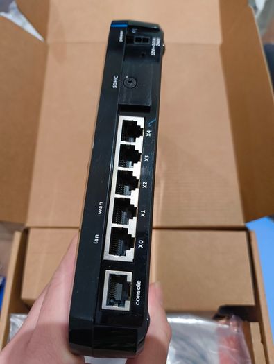 SonicWall APL31-0B9 Firewall (brand new)