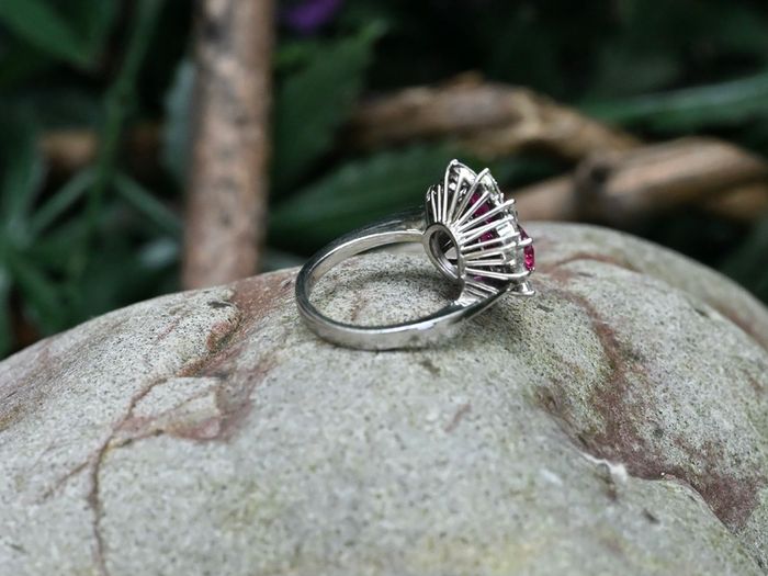 Vintage 1979 Ruby & Diamond Ring - 18ct
