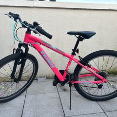 Girls 24" bike