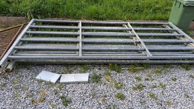 Pen Gates.