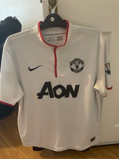 manchester united football shirt