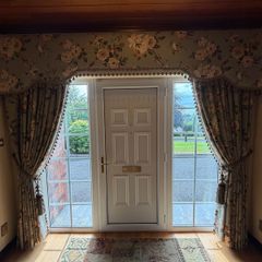 2x Pairs Heavy Thermal Lined Curtains and Pelmet