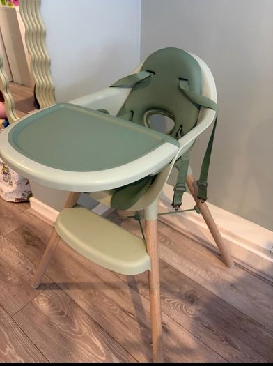 Mamas and Papas Highchair in Shade Eucalyptus