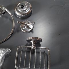 bathroom accessories