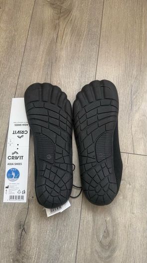 Water shoes