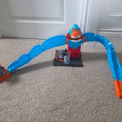 Hot wheels gorilla