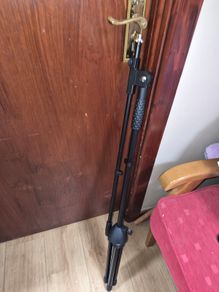 Tripod stand