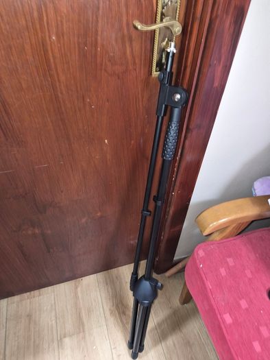 Tripod stand