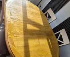 PRICE DROP. Extendable dining room table and 6 chairs. Chairs can be sold separately.