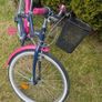20 inch girl bicycle - like new Image 7