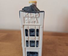 KLM house no.75