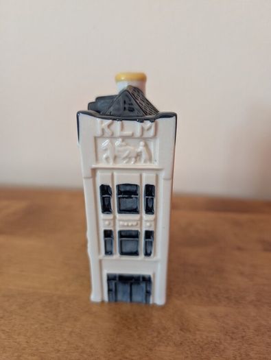 KLM house no.75