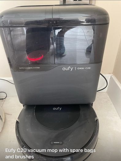 Bargain!! Eufy C20 vacuum mop with spare bags and brushes