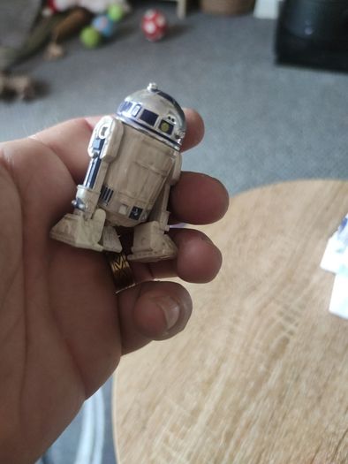 Star Wars R2-D2 figure 2004 Hasbro Blue Lens