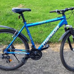 Hard-tail Mountain Bike