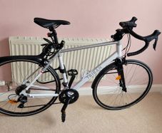 Triban 500 women's road bike + complete accessories kit