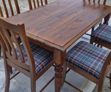 table & 6 chairs