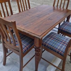 table & 6 chairs