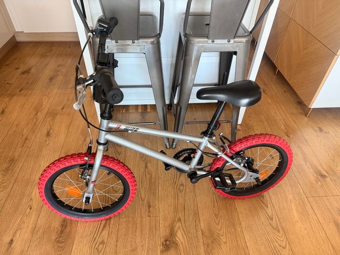 Kids bike