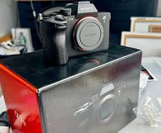 Sony A7iv