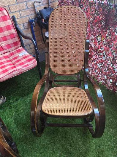 rocking chairs