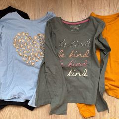 Large bundle of girls clothes 8-9yrs winter summer