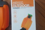 Weatherproof trailing socket outdoor