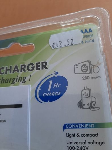 Uniross battery recharger BNIB