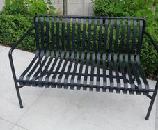 Garden Bench (Hay Palissade)