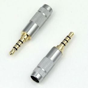 4 Audio Jacks