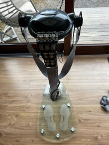 Vibration fitness machine