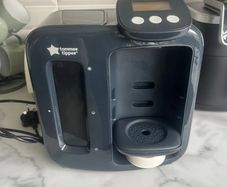Baby bottle maker