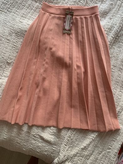 Boohoo skirt size UK6 NEW