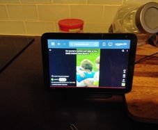 Echo show 8
