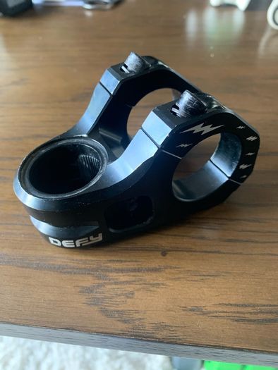 Dmr Defy Stem