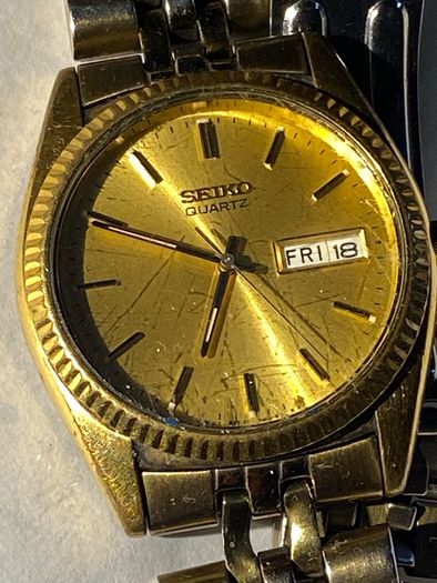 mans watch  Seiko Quartz, Caliber 7N43 new battery fitted working
