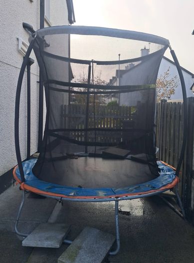 Trampoline