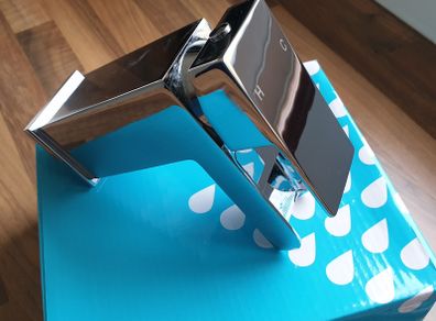 Waterfall chrome mixer tap